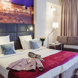 Vestil Hotel